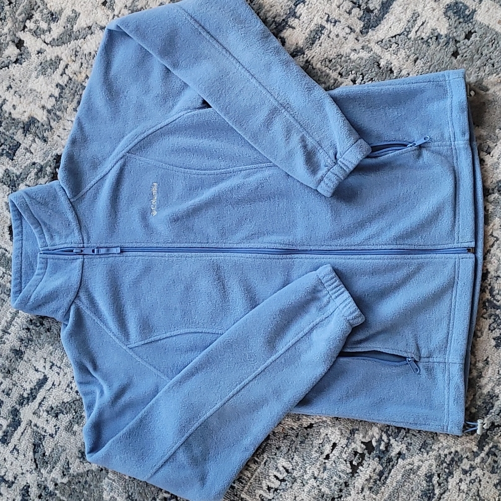 Columbia fleece jacket/sweater. Size Large. Baby or sky blue in color. Like new.